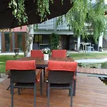 Donautaler Wohlfuehloase Апартаменты *