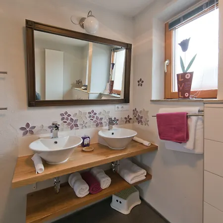Donautaler Wohlfuehloase Apartamento *