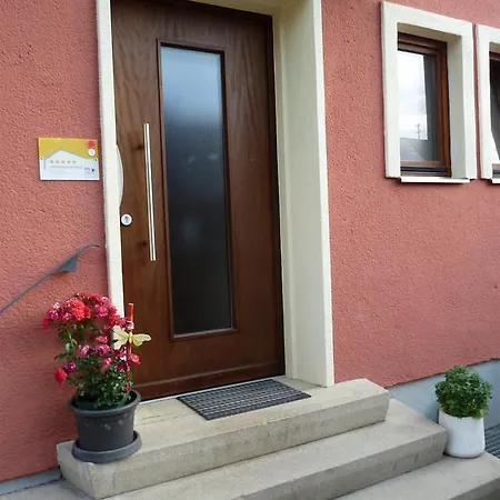Donautaler Wohlfuehloase Apartmán *